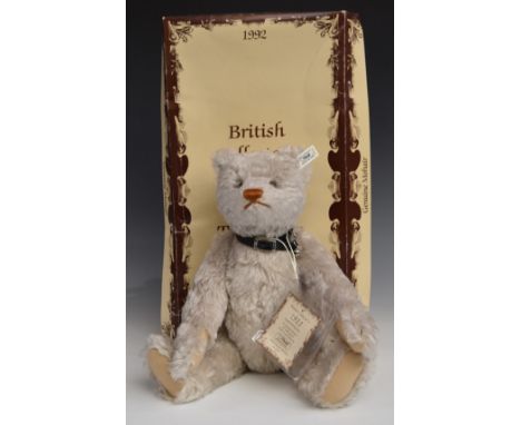 Steiff 1911 Replica Teddy bear with&nbsp;growler, grey mohair, disc joints, cloth pads, stitched features and original labels