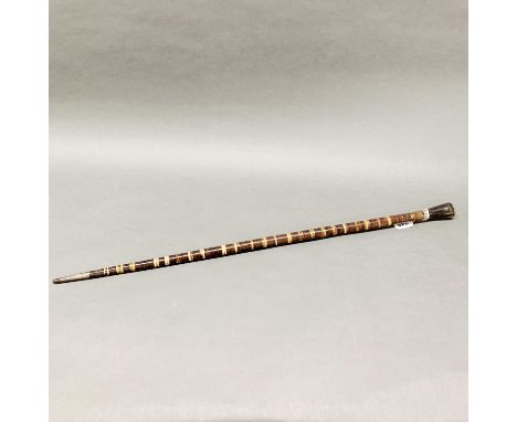 A horn handled sectional walking stick, L. 84cm.