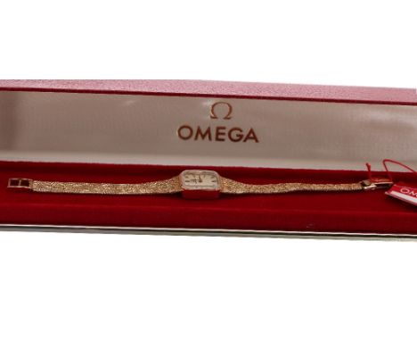 Omega 9ct rectangular lady's bracelet watch, London 1972, no. 32746xxx, silvered rectangular dial with baton markers, signed 