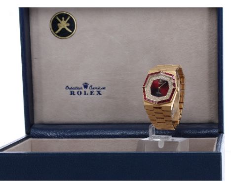 Fine and rare Rolex Genéve Cellini 18k gentleman's bracelet watch, ref. 5085, circa 1980, serial no. 694xxxx, baguette ruby o