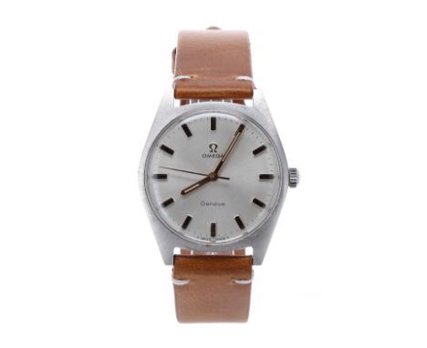 Omega Genéve stainless steel gentleman's wristwatch, ref. 135.041. circa 1961, no. 28105xxx, silvered dial with baton markers