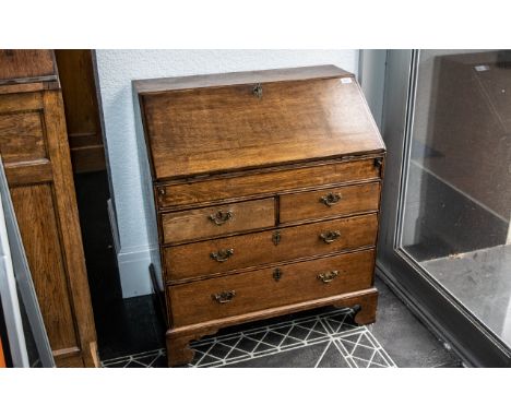 Small Sized Reproduction Oak Georgian Style Bureau, With a Fitted Interior with a Sliding Well Compartment, With Graduated Dr