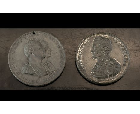 Duke of Wellington Silvered Metal Portrait Medallion with Memorial Death Plaque 1852, 2 Inches Diameter, With a William 4th C