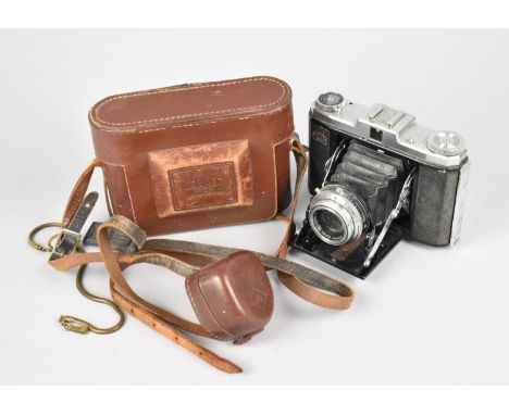 A Vintage Leather Cased Zeiss Icon Camera with Tessar 1:3.5 Lens