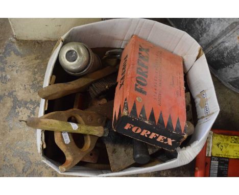 Quantity of assorted tools