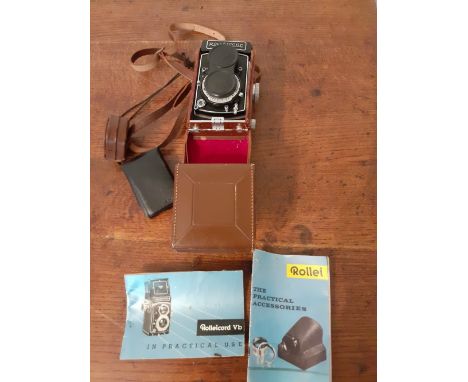 A Rolicord Camera light meter in leather case 20/30