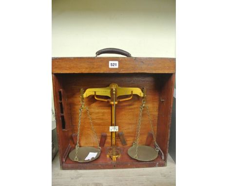 A cased set of travelling beam scales to weigh 7lb by De Grave Short & Co Limited, the early stamped 1954, latest 1959, engra