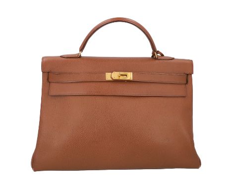 HERMÈS VINTAGE Henkeltasche "KELLY BAG 40", Koll.: 1980. Genarbtes Leder in Hellbraun mit vergoldeter Hardware, Riemenverschl