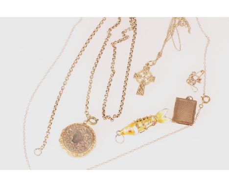 9ct gold Belcher link neck chain with gilt metal clasp and locket, 8.3g gross, chain approximately 4g, a 9ct gold Celtic ring