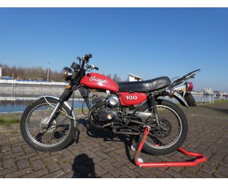 1977 Suzuki TS 100 Blazer, 98 cc. Registration number MFU 855R (see text). Frame number TS100 61916. Engine number TS100 6743