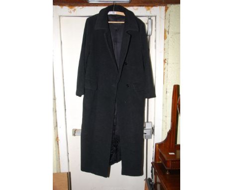 A ladies Kayoko-Takase Overcoat, medium.