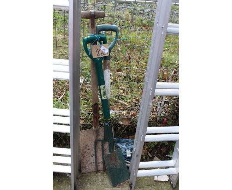 Shovel, fork and spade.