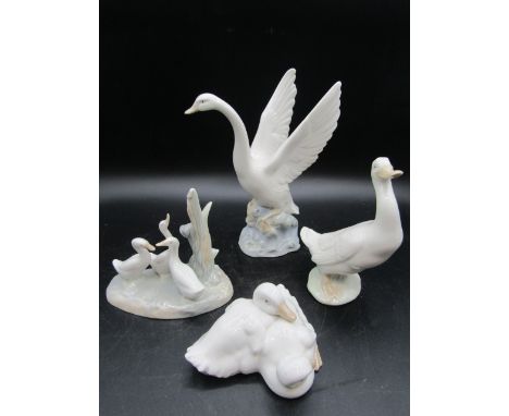 Nao 4 x swans/ducks