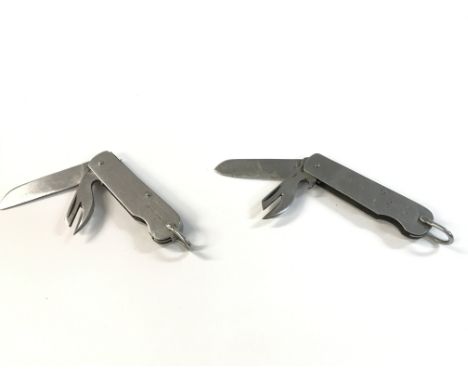 Two 1945 British army Jack knives. Both with broad arrow. By Davenport Ltd of Sheffield and Wade &amp; Butcher of Sheffield.