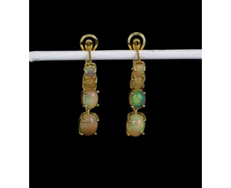 A pair of 925 silver gilt opal drop earrings, L. 3.5cm.