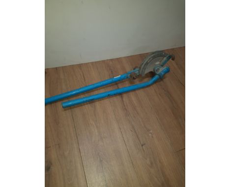 A PIPE BENDER SAS