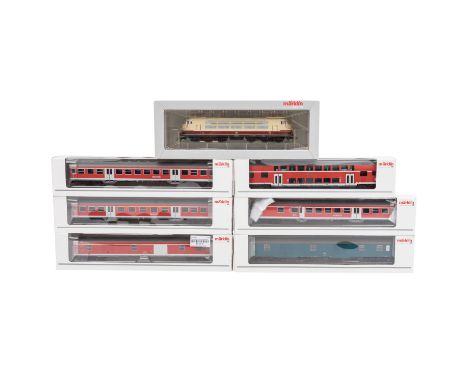 MÄRKLIN Konvolut aus E-Lokomotive und 6 Personenwagen, Spur H0, bestehend aus 'Insider' E-Lok 39579, limitierte Auflage der B