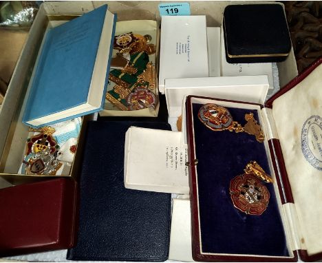 A selection of gilt metal enamel and other Masonic jewels, cufflinks etc 