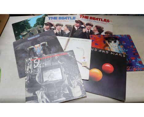 45+ 12" LP records. Including 3x Bill Evans; Dig It!, Portrait in Jazz and Everybody Digs. Beatles, Abbey Road (stereo). Beat