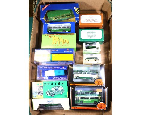 25x Maidstone and District themed EFE, OOC, Oxford Diecast, etc model buses and coaches. 14x EFE including; Bristol VRIII, Le