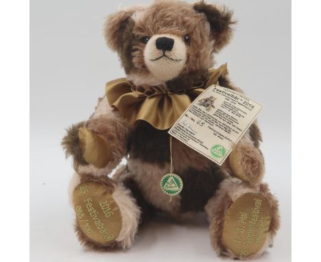 Hermann 2016 festival bear, limited edition 65/100, fully working growler, H: 40 cm. UK P&amp;P Group 2 (£20+VAT for the firs