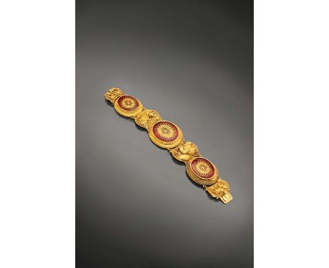 A CHINESE GOLD FILIGREE AND ENAMEL BRACELET 19TH CENTURYSet with three oval red basse-taille enamel plaques decorated with gi
