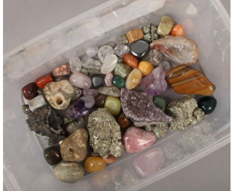 A collection of geological specimens to include haematite, amethyst, domino set etc.&nbsp;