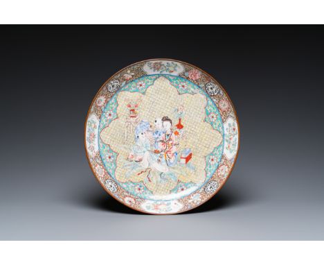 Full title: A Chinese Canton enamel dish with a lady and two boys, YongzhengDescription:Dia.: 26,5 cm