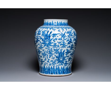 Full title: A Chinese blue and white 'lotus scroll' vase, KangxiDescription:H.: 47,5 cm
