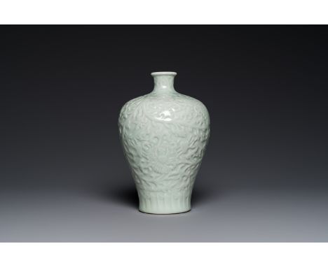 Full title: A Chinese celadon-glazed 'lotus scroll' 'meiping' vase, Kangxi mark, 19/20th C.Description:H.: 23,5 cm