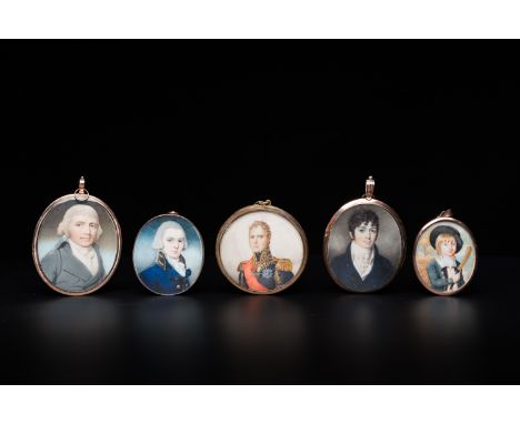 Full title: Five portrait miniatures, France, England and/or Germany, 19th C.Description:L.: 8,5 cm (the largest)