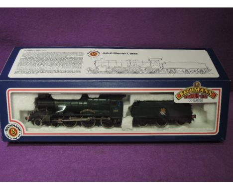 A Bachmann 00 gauge 4-6-0 loco &amp; tender, Dinmore Manor, boxed 31-301