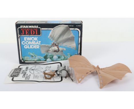 Vintage Boxed Kenner Star Wars Return of The Jedi Ewok Combat Glider, Cat.No.93510 , winged vehicle with harness, two plastic