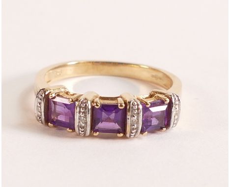 9ct Yellow Gold Amethyst and Diamond Ring, preowned, 2.8 grams, ring size P. 