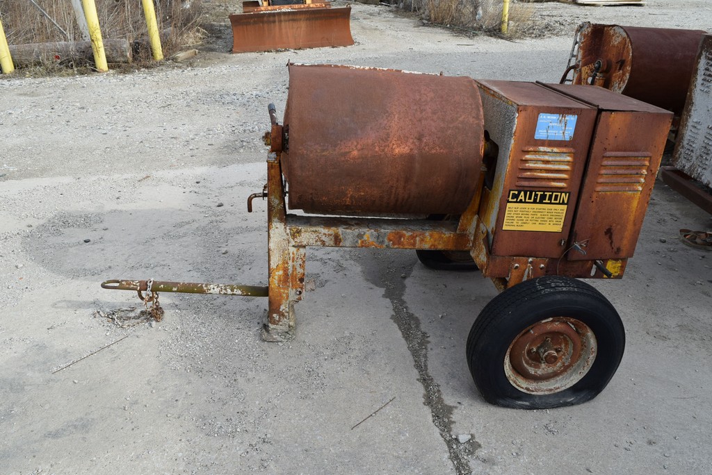 STOW MODEL 20B PORTABLE GAS POWERED CEMENT MIXER