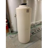 Poly Tank, capacity 105 s/n 111912578