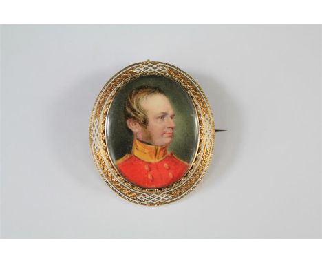 A Fine 19th Century 14ct Gold Portrait Miniature. The oval miniature depicting an unknown officer in dress uniform, approx 40