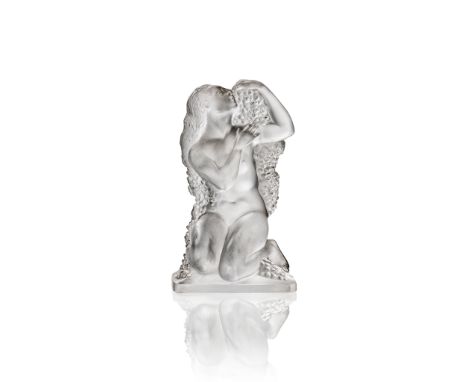 ‡ Lalique AUTOMNE QUATRE SAISONS SURTOUT executed Post-War clear and frosted stencilled LALIQUE FRANCE(20cm (7 7/8in) high)Fo
