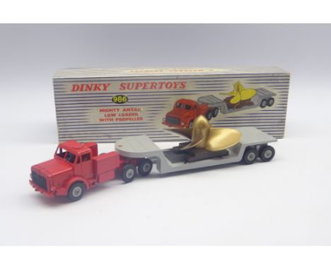 Dinky Supertoys Mighty Antar Low Loader with propeller, No.986, boxed with interior packaging Condition Report & Further Deta