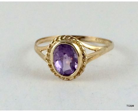 9ct gold ladies antique style amethyst ring size q