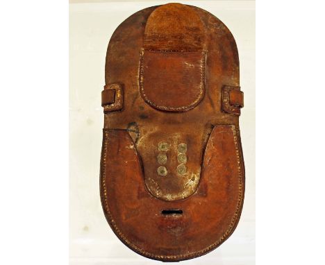 A WW1 horseshoe carrier with integral frog for sword or bayonet. Stamped to the nail pouch Middlemore & Lamplugh Ltd 1915 Wal