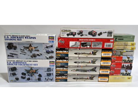 Airfix Model Kits &amp; similar, aircraft &amp; military, boxed unmade group. The majority of kits are sealed or appear unope