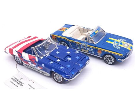 Franklin Mint, a boxed pair of 1:24 scale Special Editions comprising of B11YC99 1964 &frac12; Ford Mustang &ldquo;UCLA&rdquo