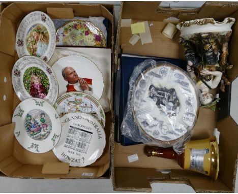 A mixed collection of items to include: Royal Doulton &amp; similar collectors plates, Boxed Coalport Car Theme item, Italian