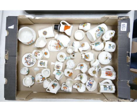 A collection of Goss, Arcadian &amp; similar Crested items: 