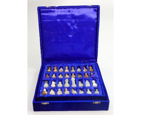 Cased Onyx / Hardstone Chess Set &amp; Board: height of King 7cm 