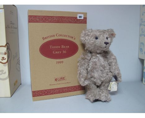 A Modern Steiff Jointed Teddy Bear #660047, British Collectors Teddy Bear 1999, Limited Edition 1244 of 3000, 34cm high with 