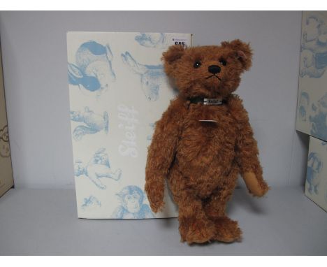 A Modern Steiff Jointed Teddy Bear #663246 British Collectors Teddy Bear 2009, reddish brown, 38cm high,  growler, Steiff col