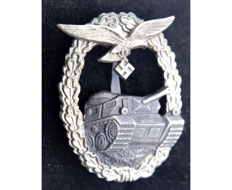German WWII type Luftwaffe Panzer badge, boxed. P&amp;P Group 1 (£14+VAT for the first lot and £1+VAT for subsequent lots) 