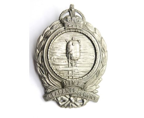 British WWII type Mine Clearance cap badge. P&amp;P Group 1 (£14+VAT for the first lot and £1+VAT for subsequent lots) 